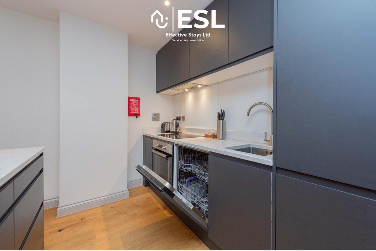 Luxury 2 Bedroom Church Apartment With Free Parking Shrewsbury Buitenkant foto