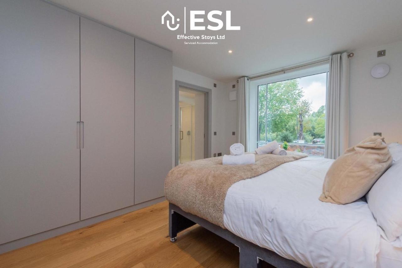 Luxury 2 Bedroom Church Apartment With Free Parking Shrewsbury Buitenkant foto
