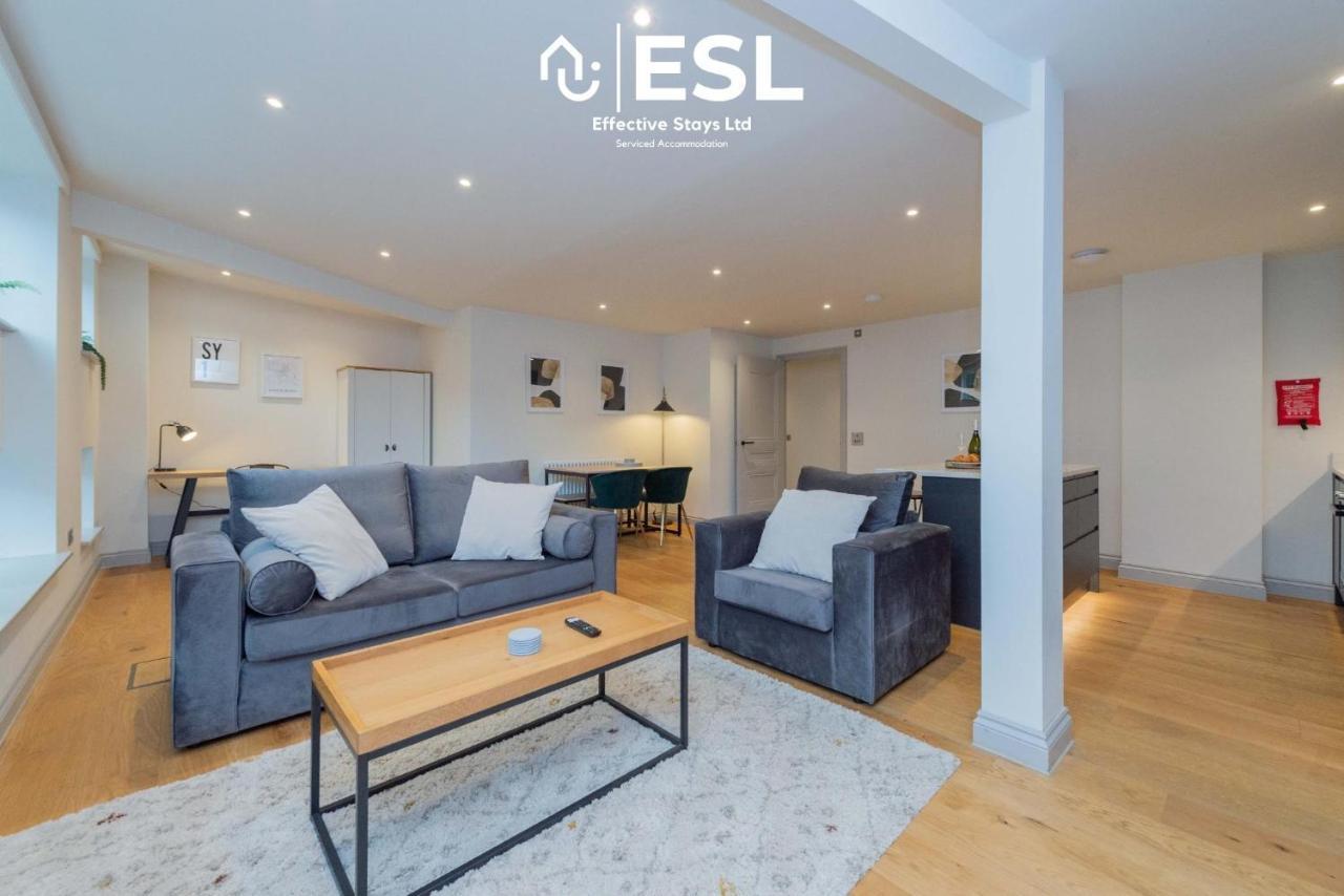 Luxury 2 Bedroom Church Apartment With Free Parking Shrewsbury Buitenkant foto